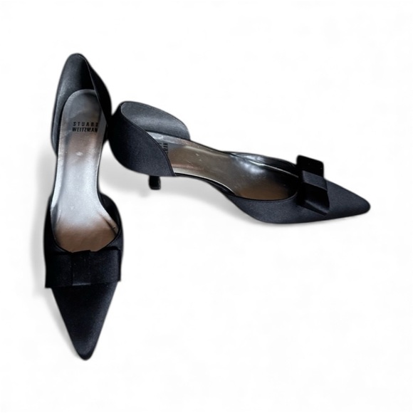 Stuart Weitzman bow front, kitten heel black pumps, Size 7, excellent condition - Picture 1 of 4